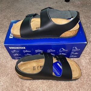 Birkenstock Milano BS Black Size 6